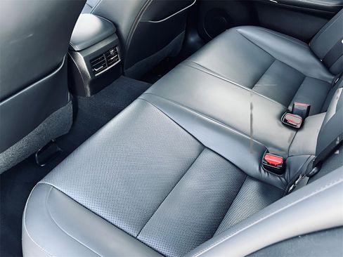 Used 2015 Lexus IS 250 AWD image 19