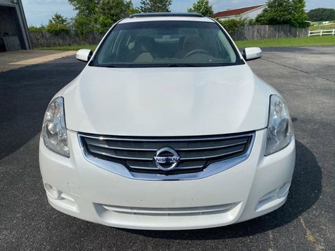Used 2010 Nissan Altima 2.5 S w/ Convenience Plus Pkg FWD image 7