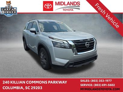 Used 2024 Nissan Pathfinder SV