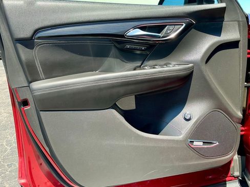 Used 2022 Buick Envision Essence w/ Technology Package II FWD image 46