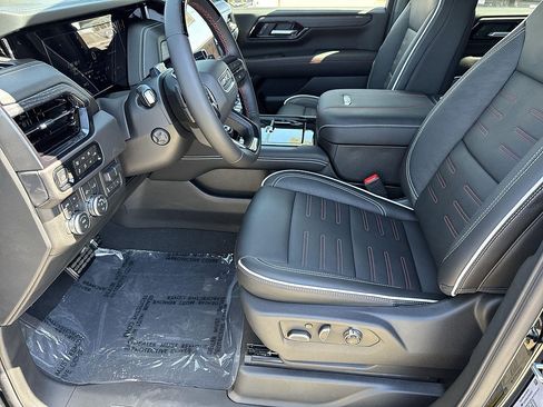 New 2026 GMC Yukon XL AT4 Ultimate w/ LPO, Floor Liner Package AWD/4WD image 20