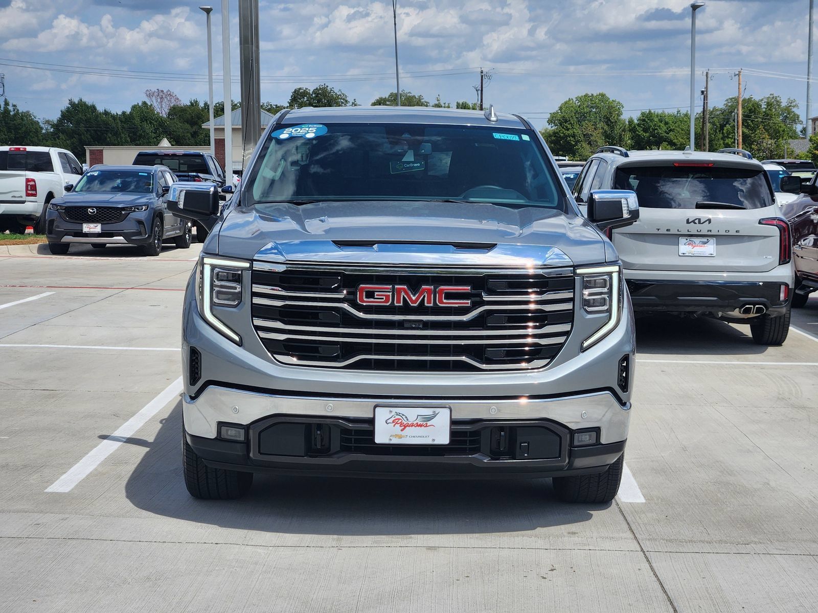 Certified 2025 GMC Sierra 1500 SLT RWD image 6