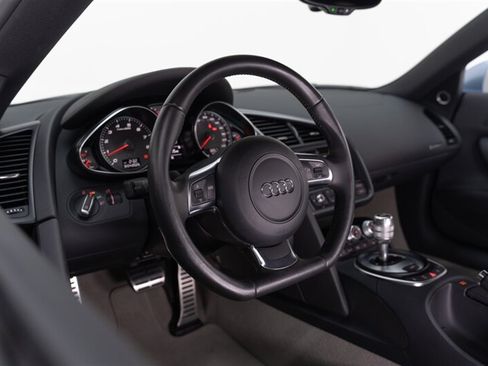 Used 2011 Audi R8 V8 AWD/4WD image 95