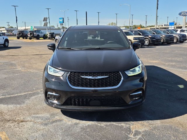 Used 2026 Chrysler Pacifica Select FWD image 2
