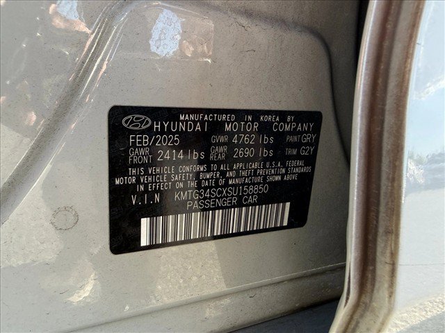 Used 2025 Genesis G70 2.5T RWD image 15