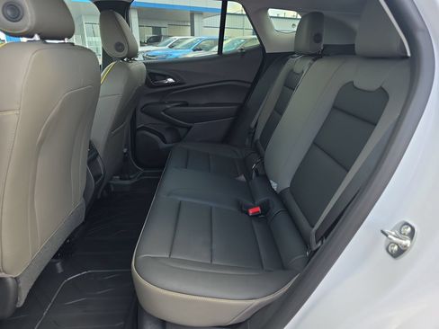 New 2026 Chevrolet Trax ACTIV FWD image 11