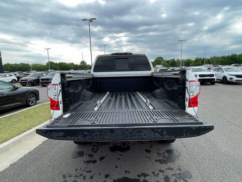 Used 2019 Nissan Titan Platinum Reserve w/ Platinum Utility Package AWD/4WD image 9