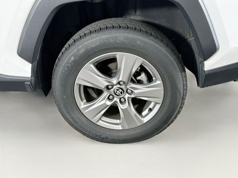 Used 2024 Toyota RAV4 XLE FWD image 11