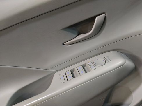 Used 2024 Hyundai Kona SEL FWD image 27