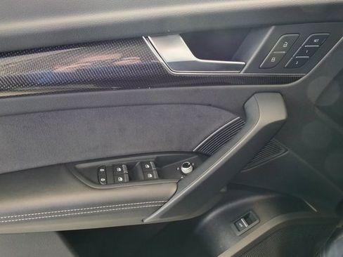 Used 2023 Audi SQ5 Premium Plus w/ Premium Plus Package image 32