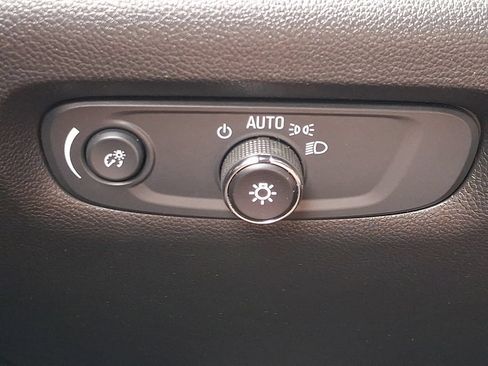 Used 2023 Chevrolet Traverse RS w/ LPO, Floor Liner Package AWD/4WD image 31