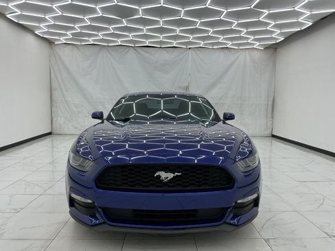 Used 2016 Ford Mustang Coupe RWD image 5