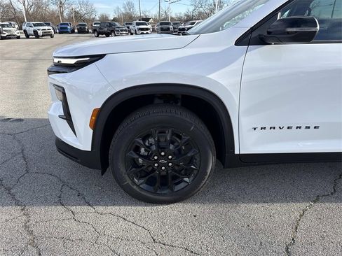 New 2026 Chevrolet Traverse LT w/ Midnight/Sport Edition image 29