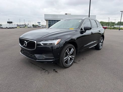 Used 2019 Volvo XC60 T6 Momentum w/ Protection Package Premier AWD/4WD image 1