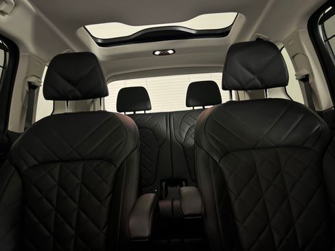 Used 2026 BMW X7 xDrive40i image 31