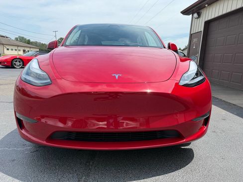 Used 2023 Tesla Model Y Long Range image 13