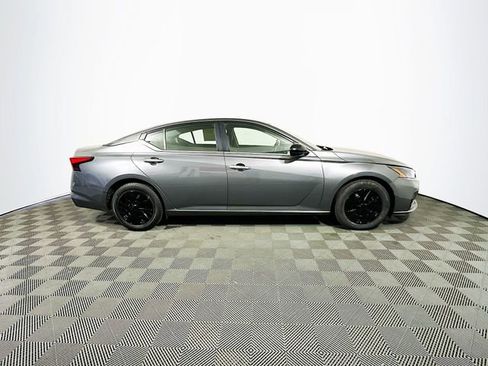 Used 2024 Nissan Altima 2.5 S image 9