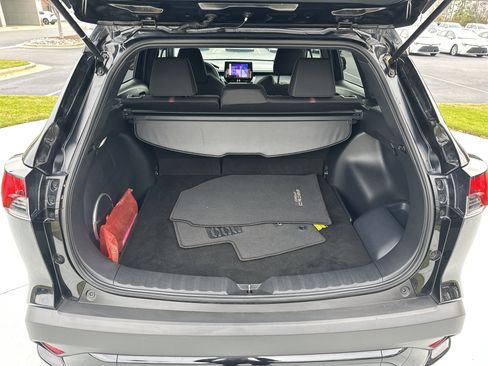 Certified 2024 Toyota Corolla Cross SE image 32