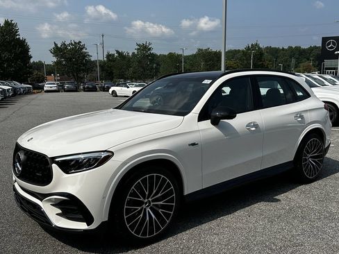 Certified 2026 Mercedes-Benz GLC 43 AMG 4MATIC image 4