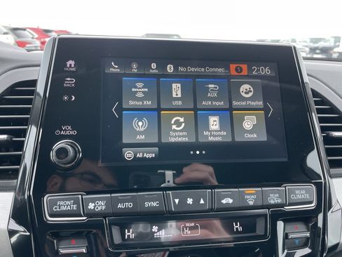 Used 2024 Honda Odyssey EX-L image 17