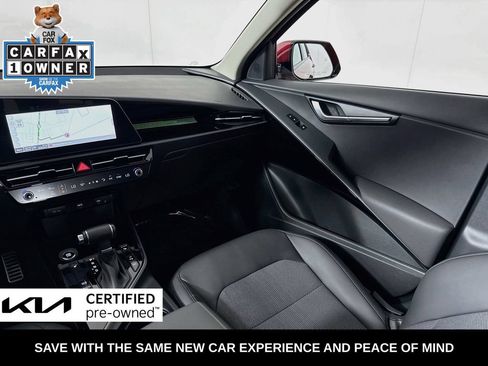 Used 2025 Kia Niro EX Touring FWD image 29