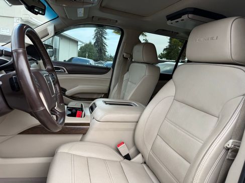 Used 2018 GMC Yukon Denali image 13