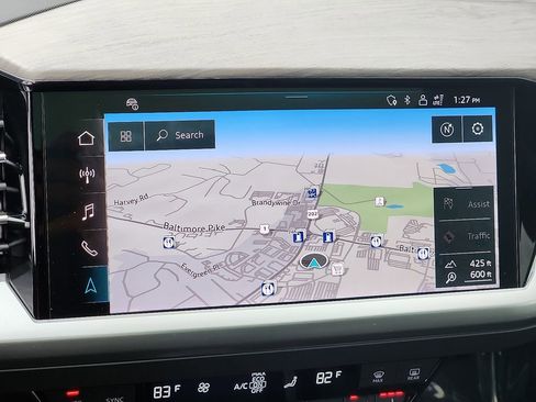 Used 2024 Audi Q4 e-tron Premium Plus image 17