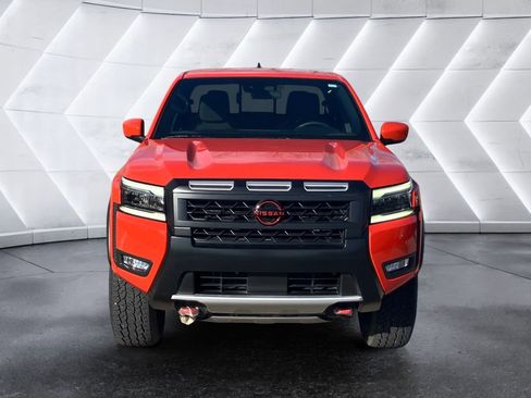 Used 2025 Nissan Frontier PRO-4X image 2