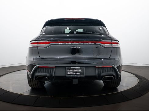 Certified 2026 Porsche Macan AWD/4WD image 6