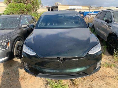 Used 2021 Tesla Model X Long Range AWD/4WD image 3
