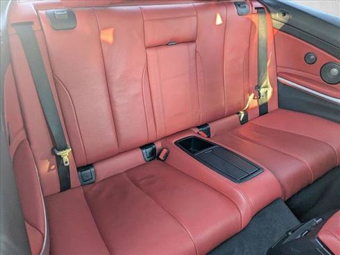 Used 2018 BMW 430i Convertible image 19