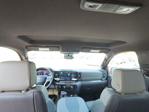 Used 2023 Chevrolet Silverado 1500 ZR2 w/ Technology Package image 34