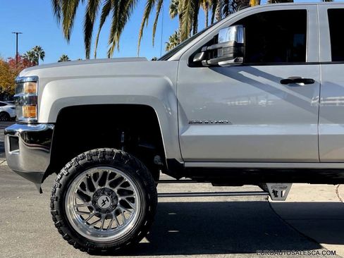 Used 2015 Chevrolet Silverado 2500 LT w/ Z71 Package, Off-Road image 11