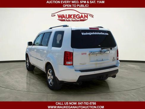 Used 2011 Honda Pilot Touring image 4