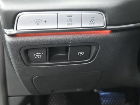 Used 2024 Genesis GV80 2.5T AWD/4WD image 20