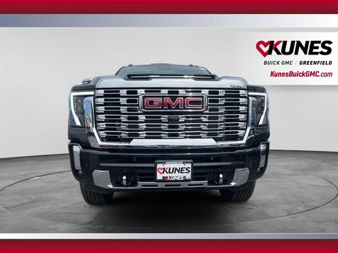 New 2026 GMC Sierra 2500 Denali w/ Denali Reserve Package AWD/4WD image 14