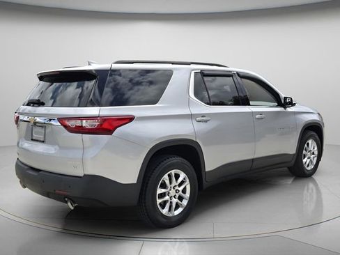 Used 2019 Chevrolet Traverse LT FWD image 6