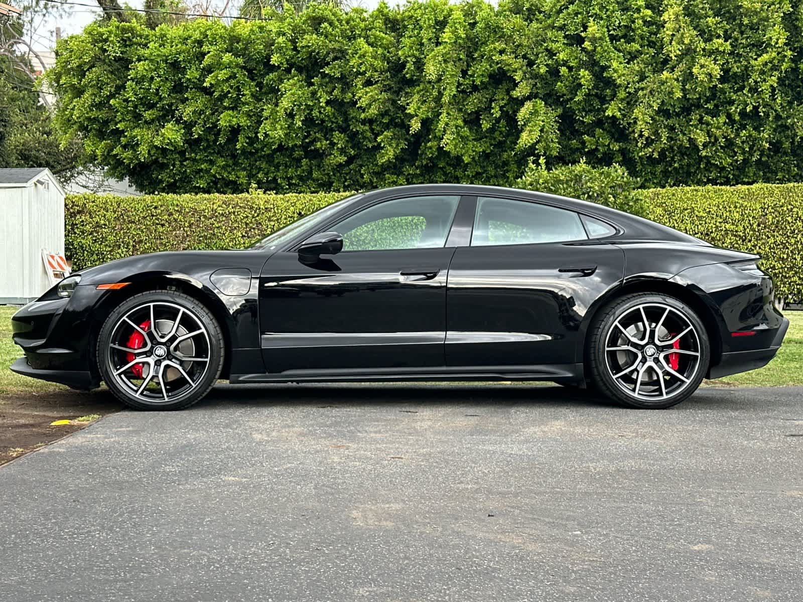 Certified 2023 Porsche Taycan 4S AWD/4WD image 2