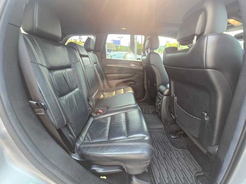 Used 2014 Jeep Grand Cherokee Limited AWD/4WD image 12