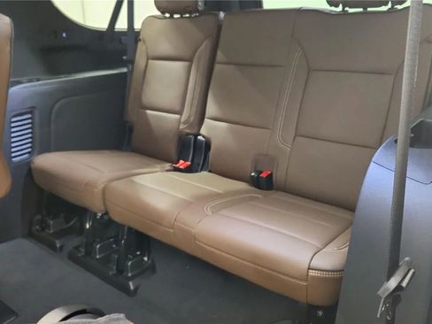 New 2026 Chevrolet Suburban High Country AWD/4WD image 22