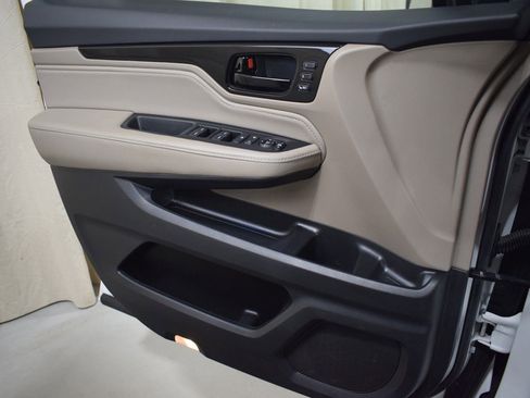 Used 2021 Honda Odyssey Touring image 40