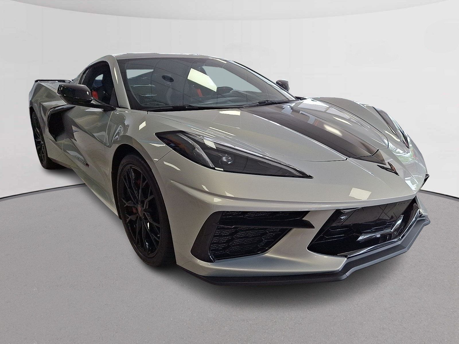 Used 2023 Chevrolet Corvette Stingray Premium Cpe w/ Z51 Performance Package RWD image 2