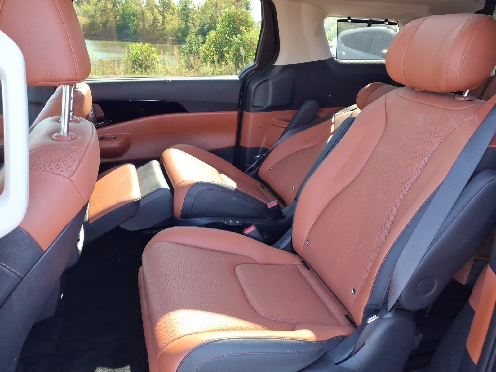 Used 2025 Kia Carnival SX Prestige FWD image 27