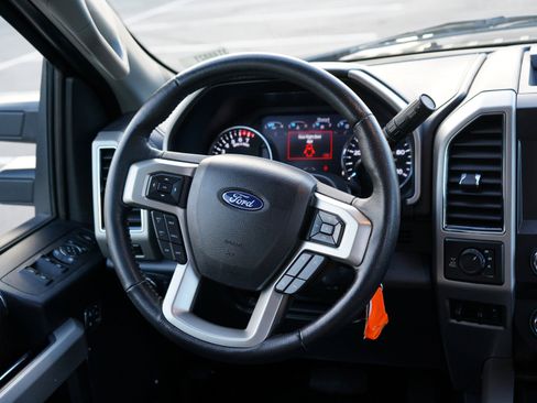 Used 2020 Ford F250 Lariat w/ Tremor Off-Road Package AWD/4WD image 14