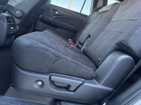 Used 2022 Honda Pilot Sport image 10