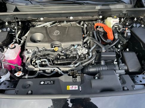 New 2025 Toyota RAV4 XLE image 25