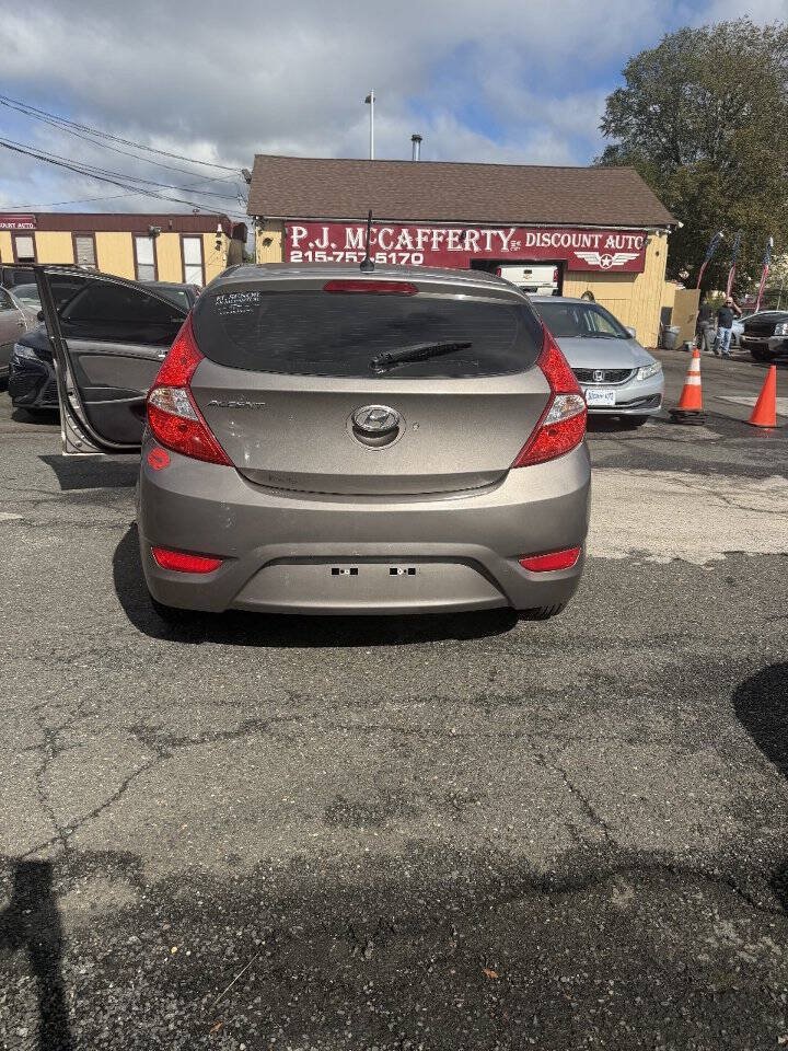 Used 2014 Hyundai Accent GS FWD image 16