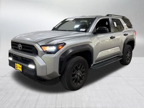 Certified 2025 Toyota 4Runner SR5 AWD/4WD image 3