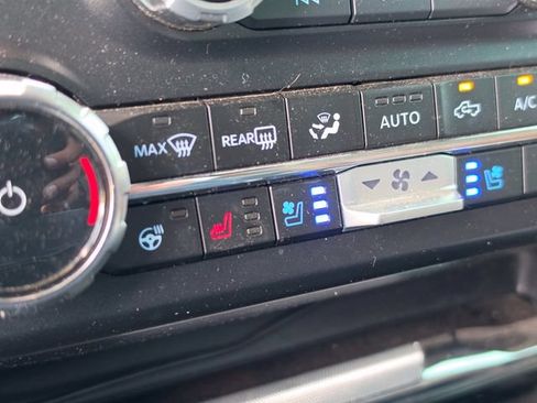 Used 2024 Ford F350 King Ranch w/ Chrome Package AWD/4WD image 39