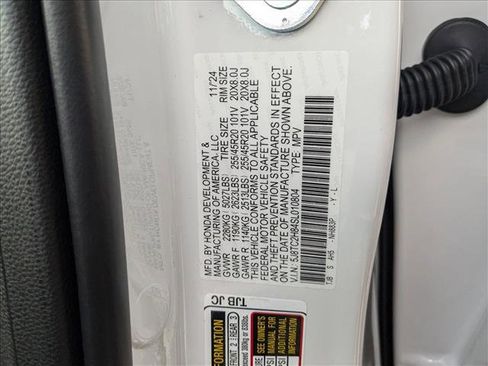 Used 2025 Acura RDX A-Spec image 17